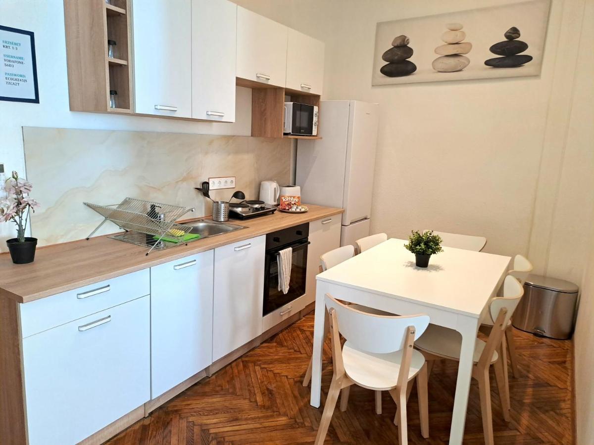 Emerald Apartment بودابست المظهر الخارجي الصورة